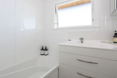 Photo of property in 1/33 Sunset Street, Hilltop, Taupo, 3330