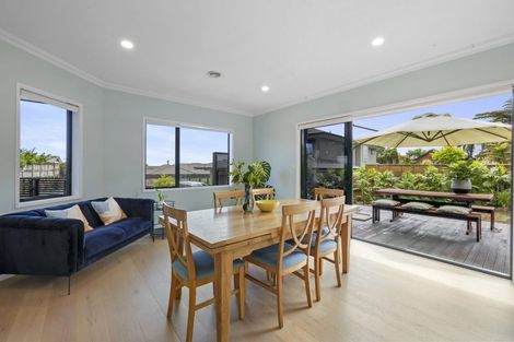 Photo of property in 176a Heta Road, Highlands Park, New Plymouth, 4312