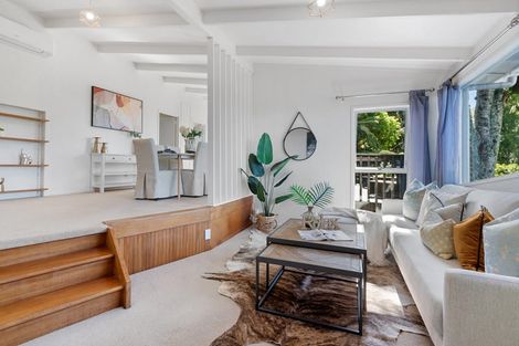 Photo of property in 1/89 Glamorgan Drive, Torbay, Auckland, 0630