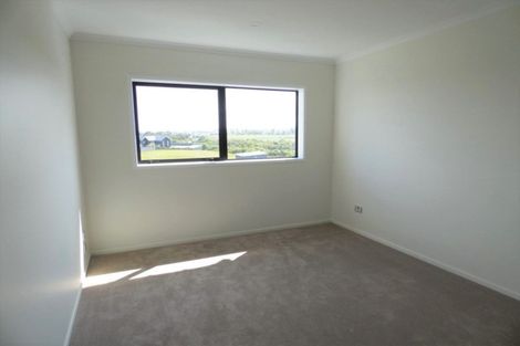 Photo of property in 11 Te Aho Matua Road, Hobsonville, Auckland, 0616