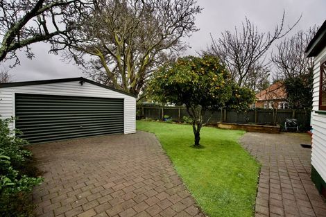Photo of property in 78 Savage Crescent, West End, Palmerston North, 4412