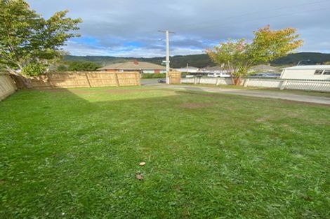 Photo of property in 57 Hewer Crescent, Naenae, Lower Hutt, 5011
