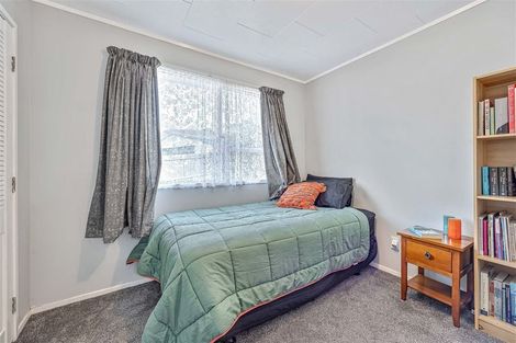 Photo of property in 64 West Harbour Drive, West Harbour, Auckland, 0618