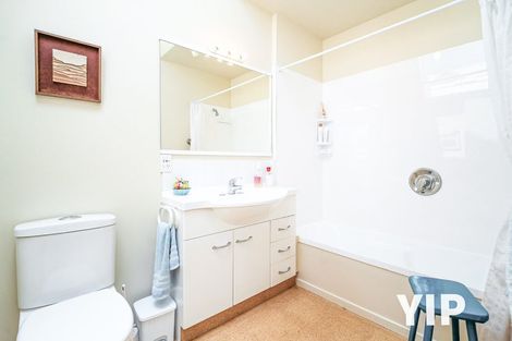 Photo of property in 40u4 Clifford Road, Johnsonville, Wellington, 6037