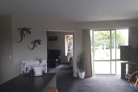 Photo of property in 5 Marlowe Place, Rolleston, 7614