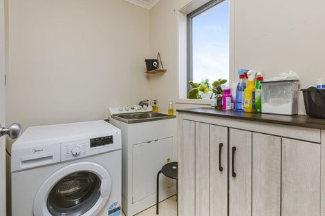 Photo of property in 20 Chapel Road, Flat Bush, Auckland, 2019