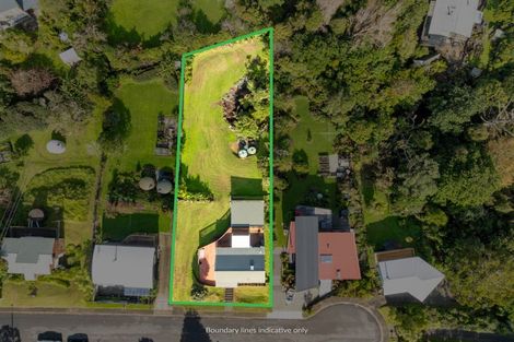 Photo of property in 17 Ngahere Terrace, Opoutere, Whangamata, 3691