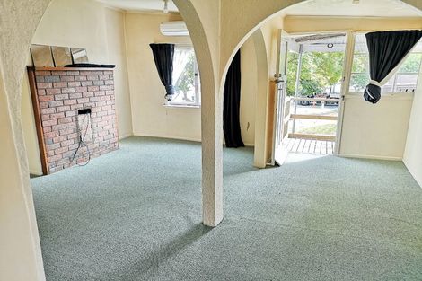 Photo of property in 85 Gardner Avenue, New Lynn, Auckland, 0600