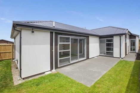 Photo of property in 10 Ciaran Close, Broomfield, Christchurch, 8042