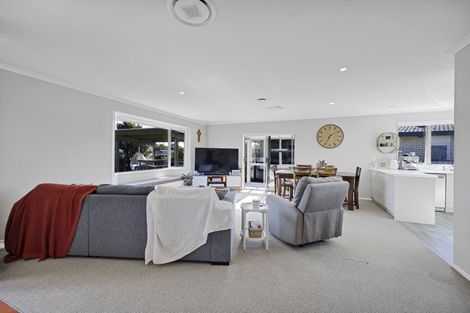 Photo of property in 134 Regan Street, Stratford, 4332