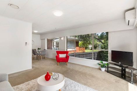 Photo of property in 1/64 Parker Avenue, Titirangi, Auckland, 0604