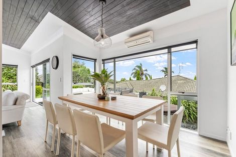 Photo of property in 121 Tauranga Place, Orewa, 0931