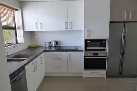Photo of property in 8u1 Thatcher Crescent, Crofton Downs, Wellington, 6035