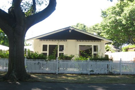 Photo of property in 32 Massey Crescent, St Albans, Christchurch, 8014