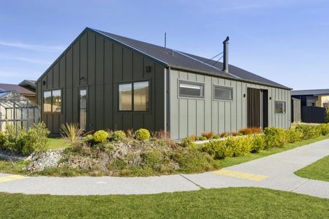 Photo of property in 22 Dunn Street, Lake Hawea, Wanaka, 9382