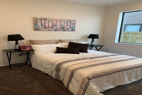 Photo of property in 82 Donegal Park Drive, Flat Bush, Auckland, 2019