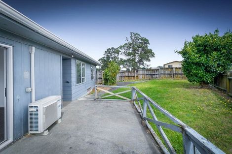 Photo of property in 49 Hyperion Drive, Randwick Park, Auckland, 2105