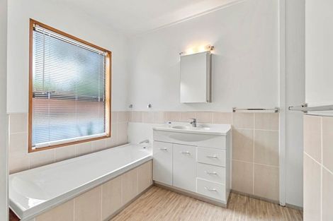 Photo of property in 1/153 Manuka Road, Bayview, Auckland, 0629