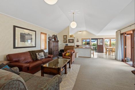 Photo of property in 6a Noel Avenue, Orewa, 0931