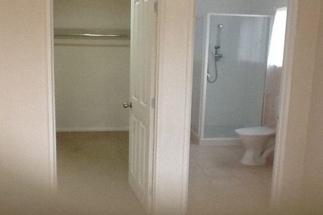 Photo of property in 108 Pitt Avenue, Clendon Park, Auckland, 2103