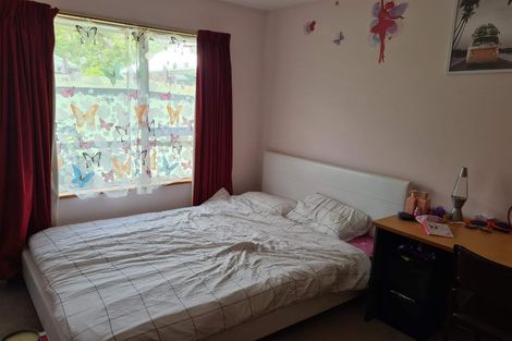 Photo of property in 3 Claverley Gardens, Avonhead, Christchurch, 8042