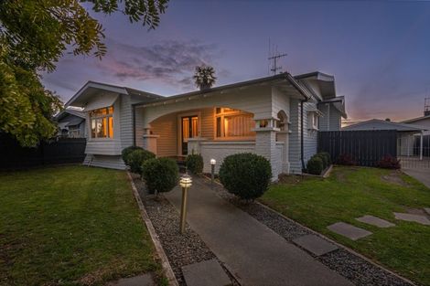 Photo of property in 143 Featherston Street, Palmerston North, 4410