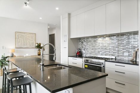 Photo of property in 17 Prestbury Grove, Churton Park, Wellington, 6037