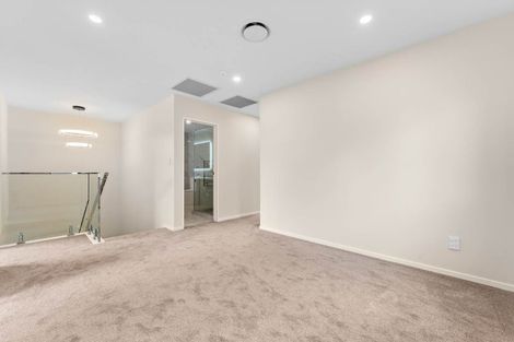Photo of property in 12 Harbourside Parade, Hobsonville, Auckland, 0616