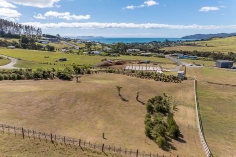 Photo of property in 14 Amelie Place, Coopers Beach, 0420