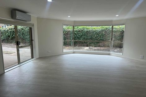 Photo of property in 1 Swanson Oaks, Swanson, Auckland, 0612