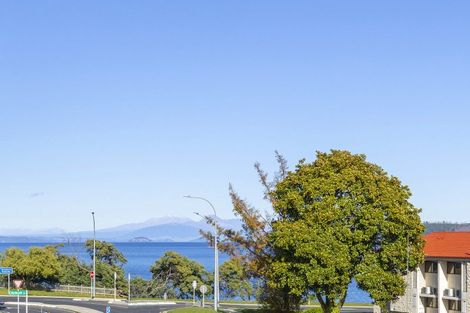 Photo of property in 101 On Roberts, 2/101 Roberts Street, Taupo, 3330