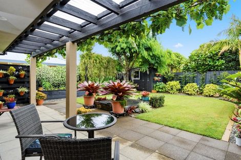 Photo of property in 26 Maesbury Close, Papamoa Beach, Papamoa, 3118