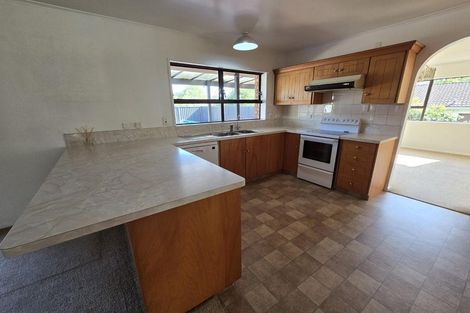 Photo of property in 28 Grant Road, Whataupoko, Gisborne, 4010