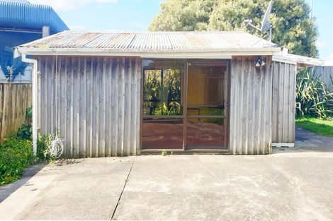 Photo of property in 25 Garelja Road, Henderson, Auckland, 0612