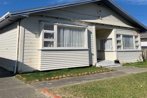 Photo of property in 195 Onepu Road, Lyall Bay, Wellington, 6022
