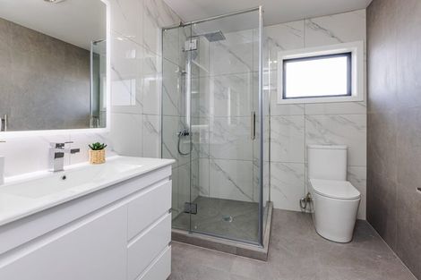 Photo of property in 12 Mark Edgar Place, Clendon Park, Auckland, 2103