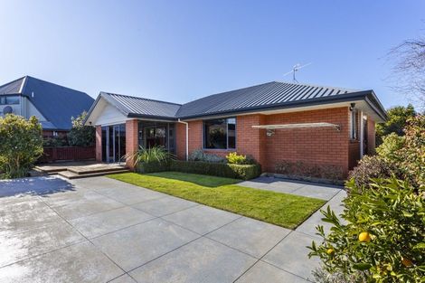 Photo of property in 52b Cutts Road, Russley, Christchurch, 8042