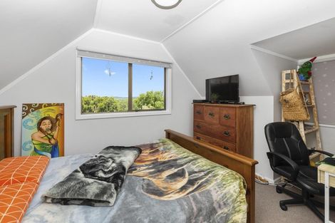 Photo of property in 21 St James Avenue, Helensville, 0800