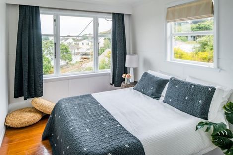 Photo of property in 12 Owhiti Street, Titahi Bay, Porirua, 5022