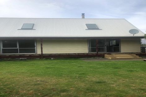 Photo of property in 18 Simcox Street, Otaki Beach, Otaki, 5512