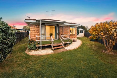 Photo of property in 63c Nile Road, Milford, Auckland, 0620