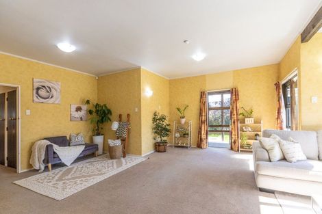 Photo of property in 9 Papawai Place, Milson, Palmerston North, 4414