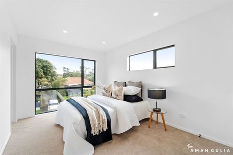 Photo of property in 13b Serjeant Street, Henderson, Auckland, 0612