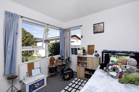 Photo of property in 8 Durham Street, Stoke, Nelson, 7011