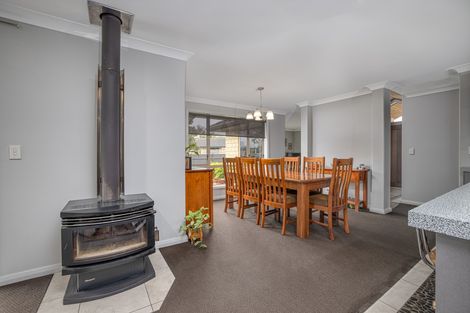 Photo of property in 98 Ash Grove, Te Awamutu, 3800