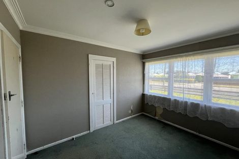 Photo of property in 6 Bartholomew Road, Levin, 5510