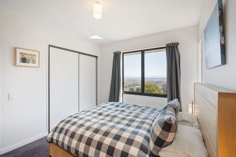 Photo of property in 5 Kiteroa Place, Cashmere, Christchurch, 8022
