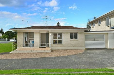 Photo of property in 1/486 Hibiscus Coast Highway, Orewa, 0931