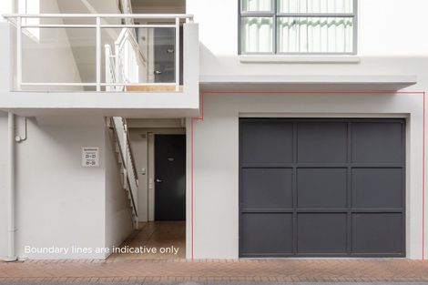Photo of property in Capri Apartments, 5 The Mall, Mount Maunganui, 3116