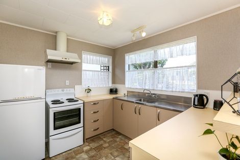 Photo of property in 13 Karamu Street, Strandon, New Plymouth, 4312